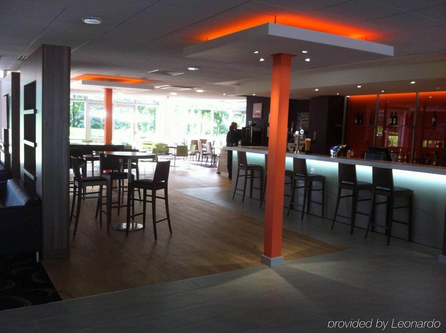 Holiday Inn Express Preston South By Ihg Exterior photo