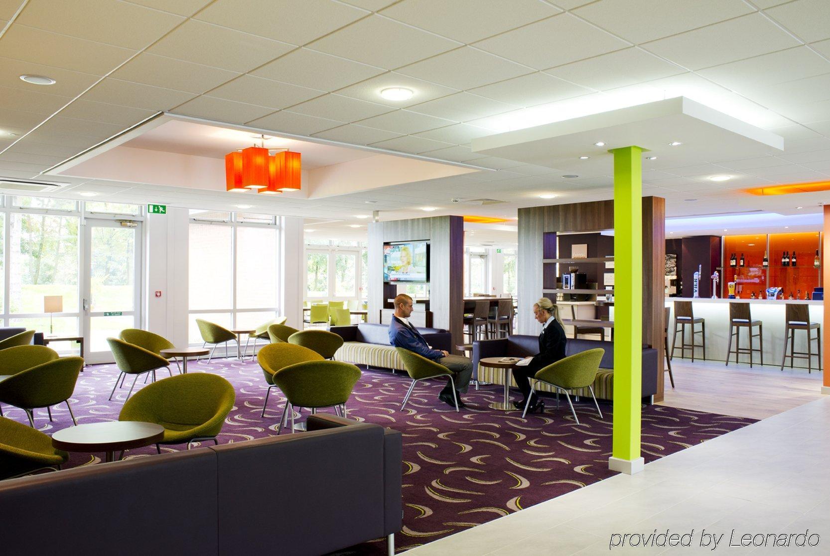 Holiday Inn Express Preston South By Ihg Exterior photo