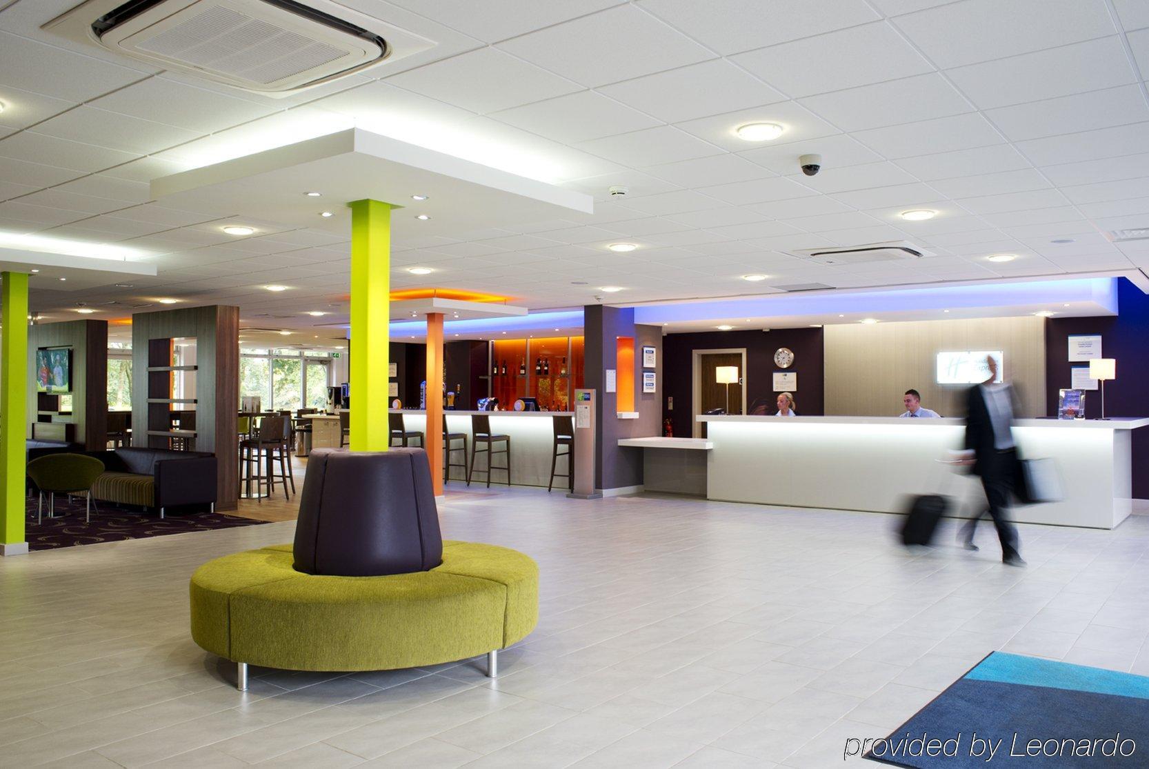 Holiday Inn Express Preston South By Ihg Exterior photo
